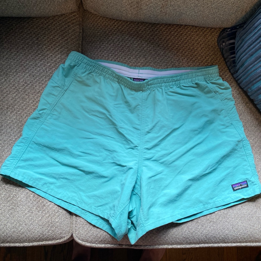 Patagonia baggies 4.5" inseam